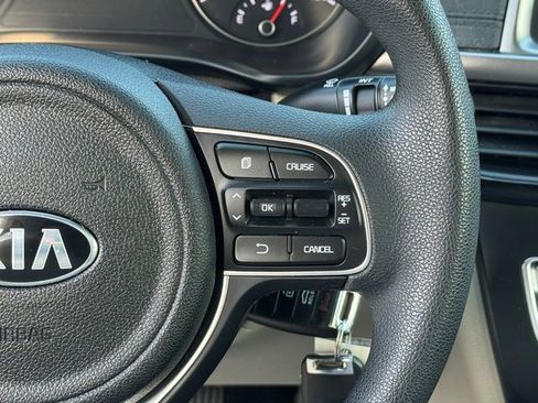 Used 2016 Kia Optima LX image 22