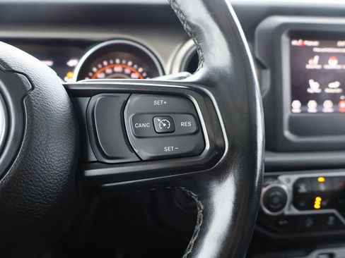 Used 2020 Jeep Gladiator Sport w/ Quick Order Package 24S image 7