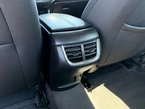 Used 2023 Chevrolet Malibu LT FWD image 12