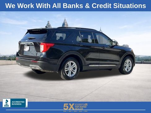 Used 2023 Ford Explorer XLT w/ Equipment Group 202A image 26