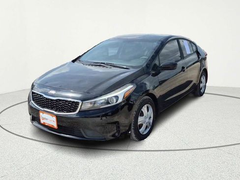 Used 2018 Kia Forte LX FWD image 1