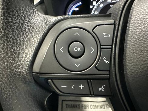 Used 2025 Toyota RAV4 XLE AWD/4WD image 19