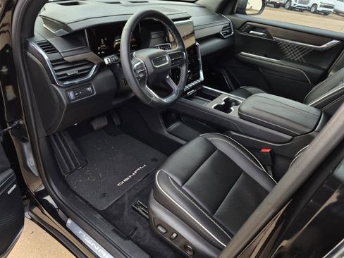 Certified 2025 GMC Acadia Denali image 13