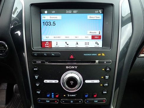 Used 2018 Ford Explorer Platinum AWD/4WD image 15
