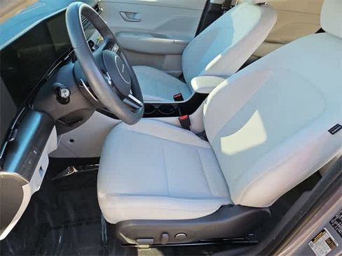 Used 2024 Hyundai Kona SEL image 16