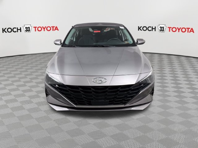 Used 2023 Hyundai Elantra SEL w/ Convenience Package FWD image 2