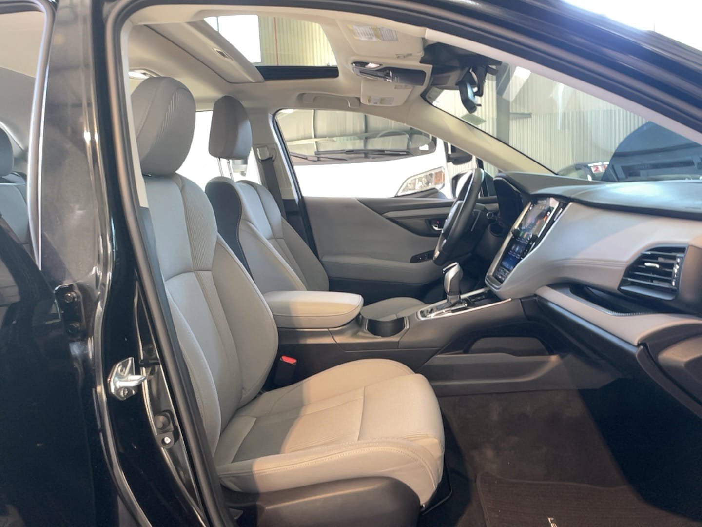 Used 2023 Subaru Legacy Premium AWD/4WD image 17