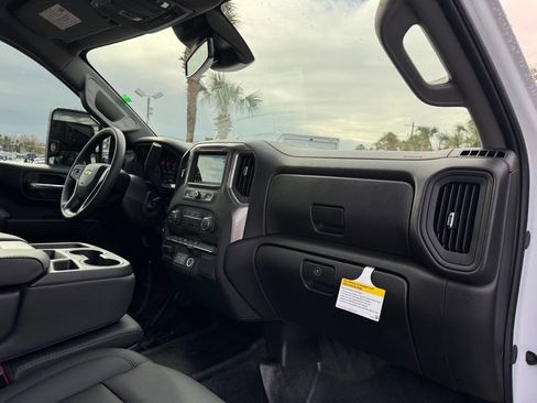 New 2025 Chevrolet Silverado 2500 W/T AWD/4WD image 16