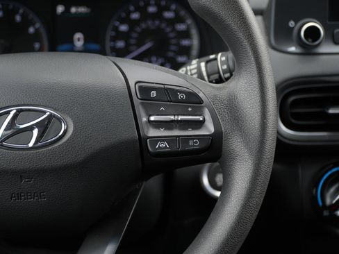 Used 2022 Hyundai Kona SEL AWD/4WD image 18