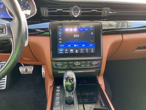Used 2018 Maserati Quattroporte S GranSport Q4 image 31