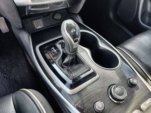 Used 2019 INFINITI QX60 Luxe w/ Essential Package image 16