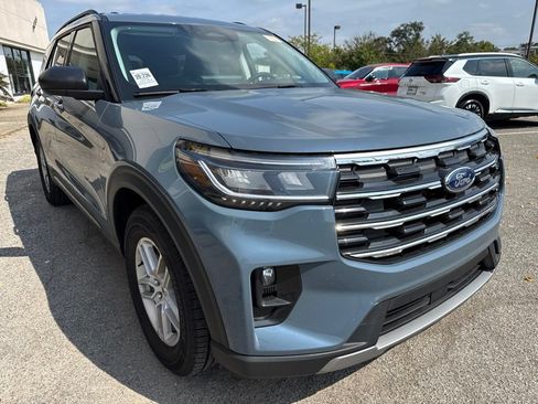 Used 2026 Ford Explorer Active w/ Active Comfort Package RWD image 12
