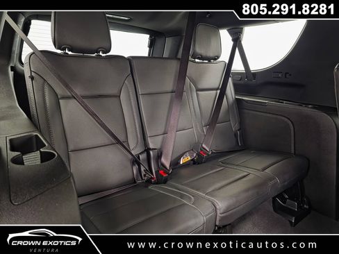 Used 2025 GMC Yukon XL Denali AWD/4WD image 16