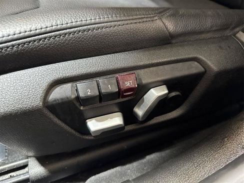 Used 2018 BMW 320i xDrive 320i xDrive image 20