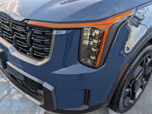 Used 2024 Kia Sorento SX image 17