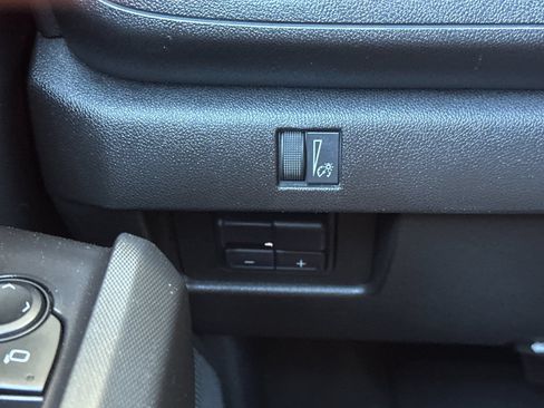 Used 2023 Chevrolet Colorado Trail Boss w/ LPO, Skid Plate Package AWD/4WD image 31