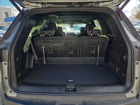 Used 2023 Chevrolet Traverse RS w/ LPO, Floor Liner Package image 34