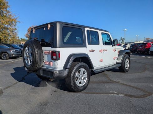 Used 2018 Jeep Wrangler Unlimited Sport S image 5