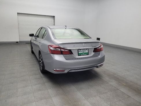 Used 2017 Honda Accord Hybrid Sedan image 5