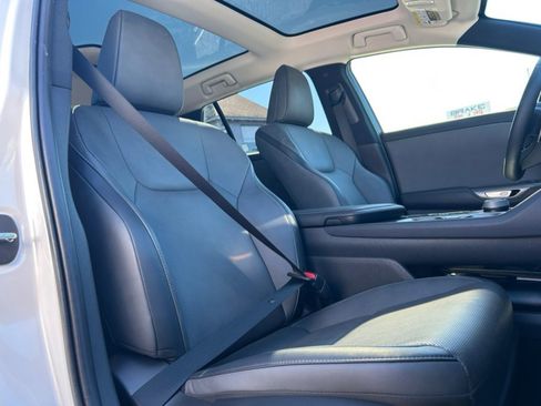 Used 2023 Lexus RZ 450e Premium w/ Accessory Package (2T) image 39