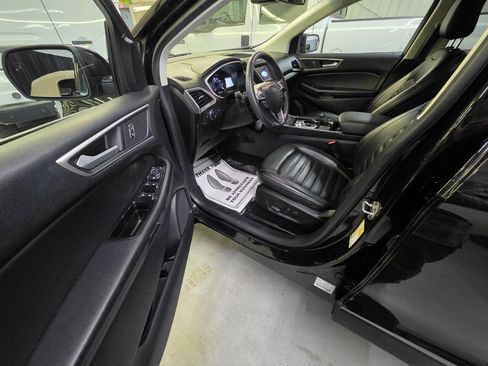 Used 2020 Ford Edge SEL image 10
