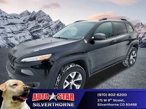 Used 2018 Jeep Cherokee Trailhawk w/ Cold Weather Group image 7