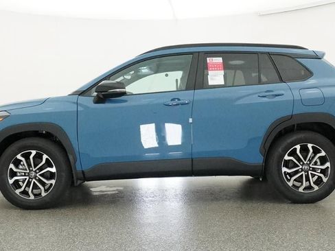 New 2026 Toyota Corolla Cross AWD Hybrid w/ Moonroof Package image 19