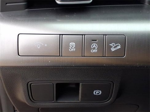 New 2026 Hyundai Kona SE image 19