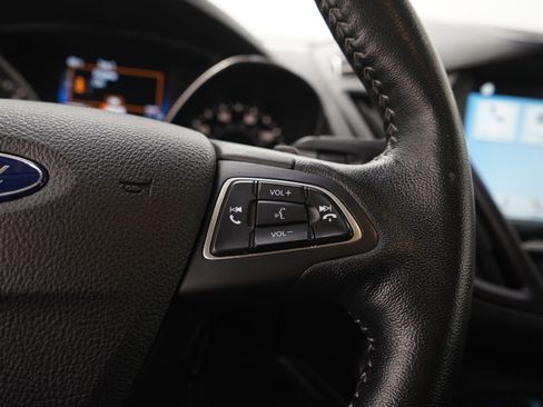 Used 2017 Ford Escape Titanium AWD/4WD image 28