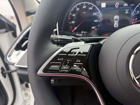 New 2026 Mercedes-Benz E 350 4MATIC Sedan image 16