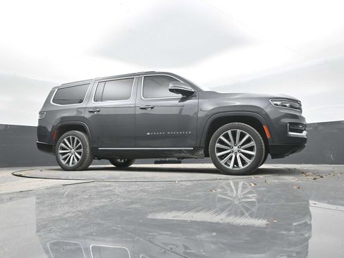 Used 2022 Jeep Grand Wagoneer Series II w/ Convenience Group III image 39