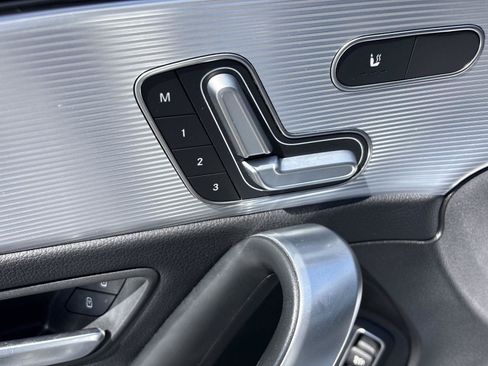 Used 2019 Mercedes-Benz A 220 4MATIC image 14
