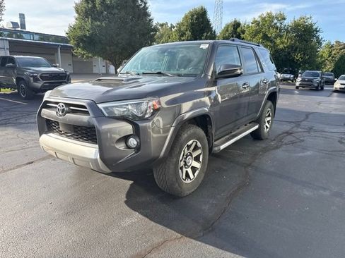 Used 2020 Toyota 4Runner TRD Off-Road Premium w/ Moonroof Package AWD/4WD image 3