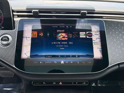 Used 2024 Mercedes-Benz E 350 4MATIC Sedan image 30