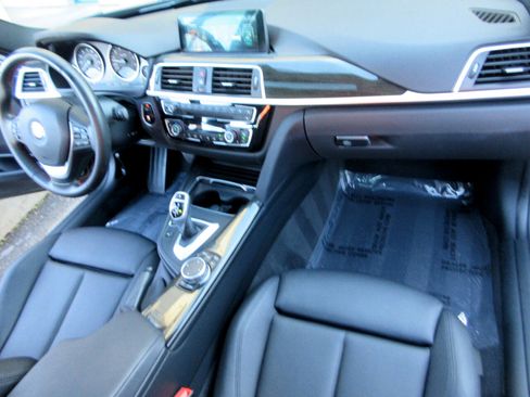 Used 2017 BMW 330i Sedan image 27
