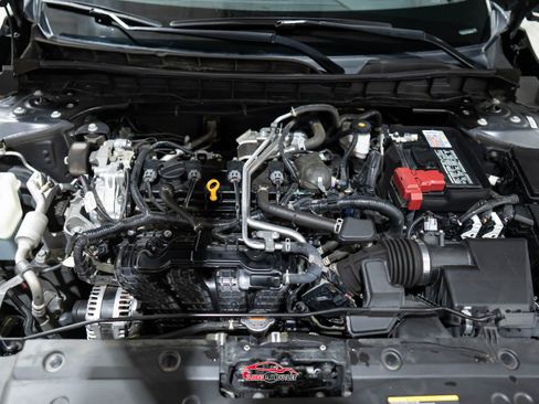 Used 2024 Nissan Altima 2.5 SV image 47