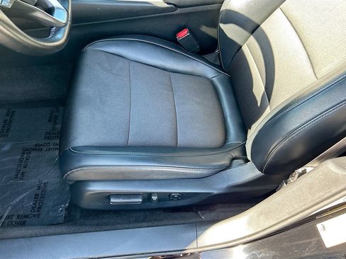 Used 2018 Honda Accord Sport image 18