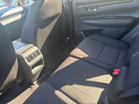 Used 2025 Honda CR-V LX image 13
