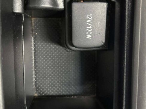 Used 2013 Toyota Camry SE w/ Convenience Pkg image 34