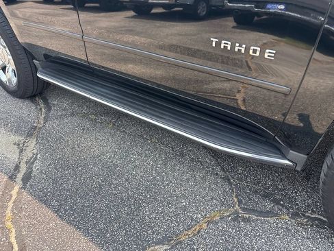 Used 2017 Chevrolet Tahoe Premier AWD/4WD image 11