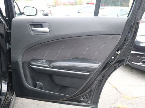 Used 2023 Dodge Charger GT image 38