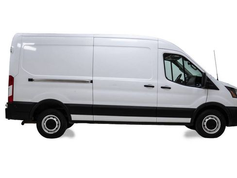 Used 2020 Ford Transit 250 Medium Roof RWD image 5