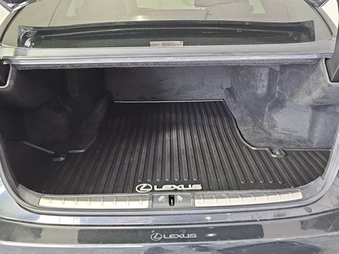 Used 2020 Lexus LS 500 AWD w/ Accessory Package (Z2) image 12
