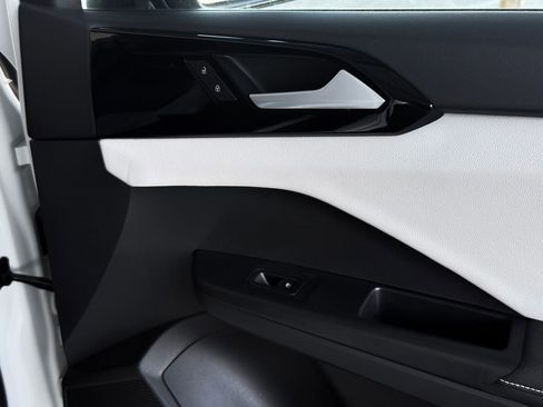 New 2026 Volkswagen Taos S AWD/4WD image 22