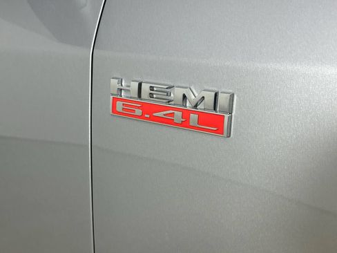 Used 2020 RAM 2500 Tradesman AWD/4WD image 9