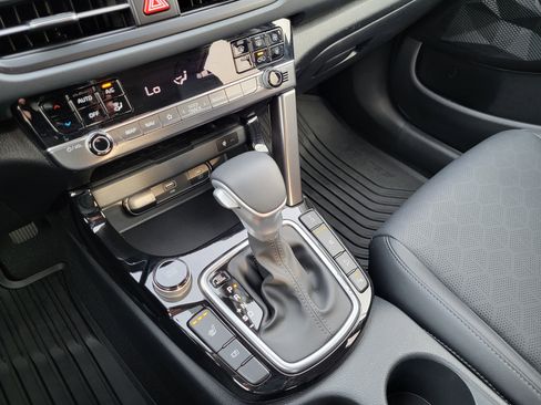 Used 2025 Kia Seltos EX w/ EX Sunroof Package image 26