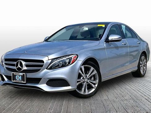 Used 2016 Mercedes-Benz C 300 4MATIC Sedan image 3