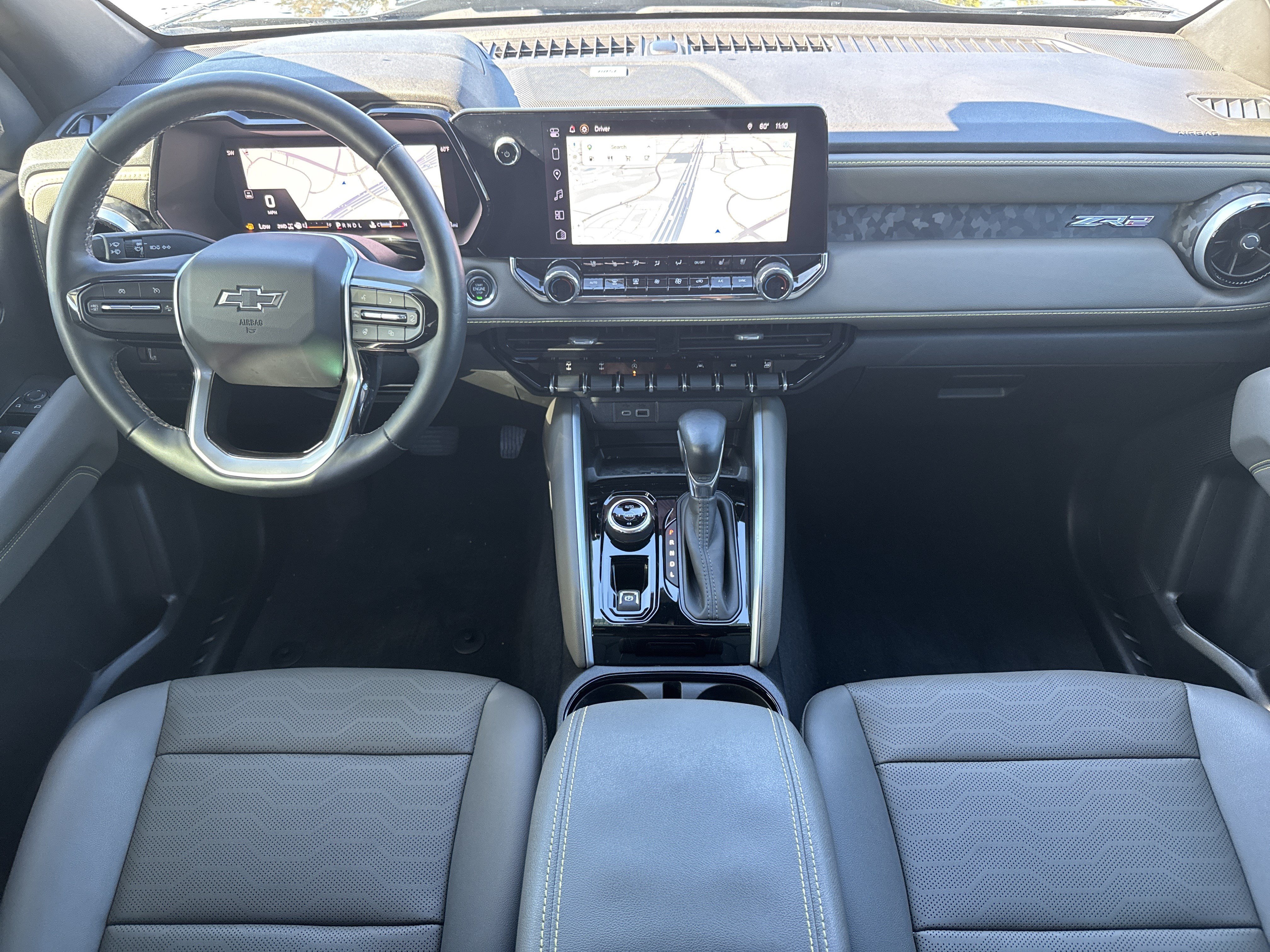 Used 2025 Chevrolet Colorado ZR2 w/ Technology Package AWD/4WD image 28
