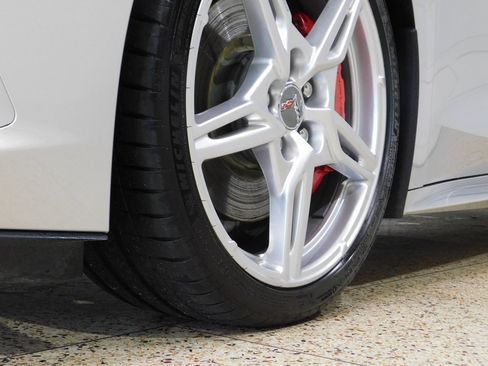 Used 2023 Chevrolet Corvette Stingray Premium Conv w/ 3LT image 33