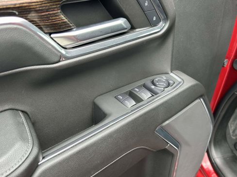 Used 2024 GMC Sierra 1500 Elevation AWD/4WD image 18